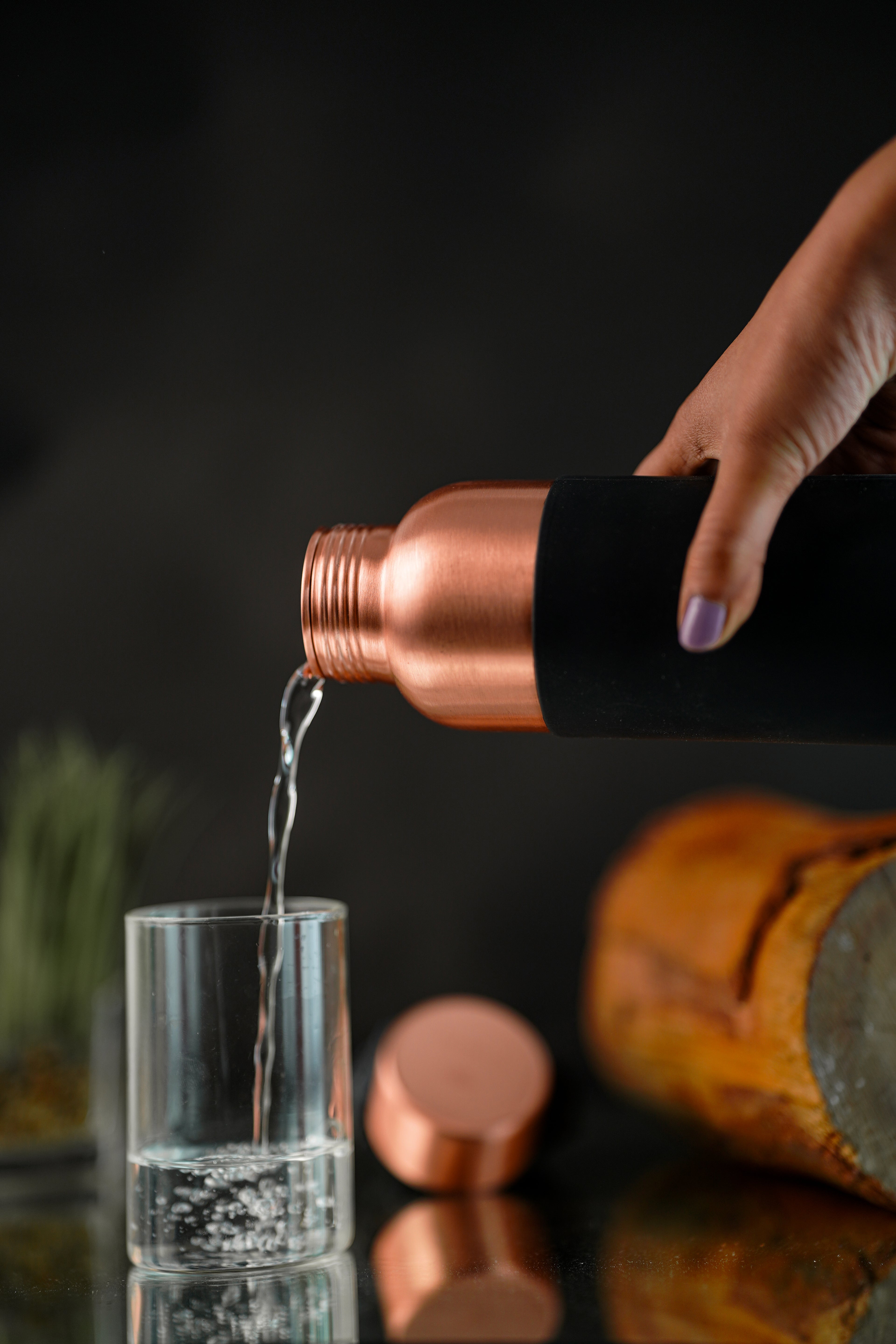 Copper Smooth Water Bottle 1L + FREE Tongue Scraper - Silicone Grip